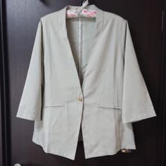 【asa様  専用】春・秋に使える   ジャケットのサムネイル