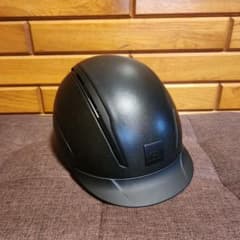 乗馬用ヘルメットのサムネイル