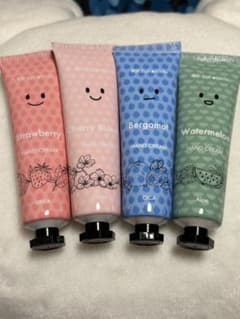 ハンドクリーム4本セット 保湿ケア まとめ売りのサムネイル