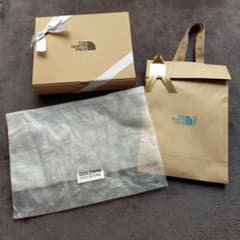 THENORTHFACE　ギフトボックス&紙袋のサムネイル