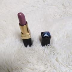 Chanel パープル口紅 ロゴ入りのサムネイル