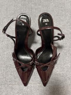ZARAバックルストラップハイヒールシューズのサムネイル
