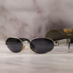 fendi オーバル メタル ロゴ y2k モード サングラス ケース付き - メルカリ