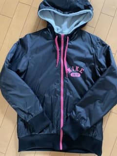 NIKE ブルゾン　ジャンパー　リバーシブルのサムネイル