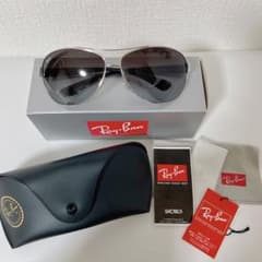 Ray-Ban サングラスのサムネイル
