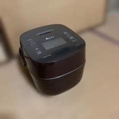 TOSHIBA RC-10E9VS 炊飯器 ダークブラウン　2021年製 TOSHIBA RC-10E9VS 炊飯器 ダークブラウン 2021年製 - メルカリ