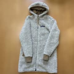 patagonia ボアコートフード付き ベージュ色のサムネイル