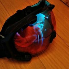 SWANSのゴーグルのサムネイル