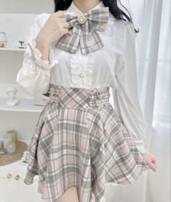 ROJITA ワンポイント刺繍リボンブラウスのサムネイル