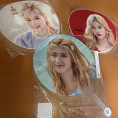 新品 TWICE Sana サナ うちわ 3枚セット - メルカリ