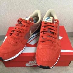 2015 NIKE internationalist 27cmのサムネイル