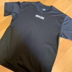 NEW ERA Tシャツのサムネイル