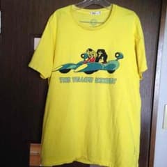 ユニクロTシャツのサムネイル