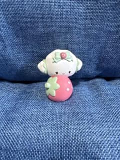Sanrio 딸기 미니 피규어