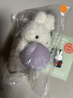 万博限定 オランダ館 オーブ ミッフィー キーホルダー - メルカリ