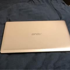 ASUSノートパソコンのサムネイル