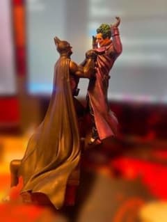 PS3限定版のバットマン＆ジョーカー ジオラマです。 レア品で、重量感もあります PS3限定版のバットマン＆ジョーカー ジオラマです。 レア品で、重量感