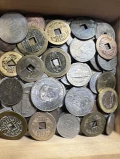 中国古錢 日本 アメリカ約1kgおまとめ大型貨幣　銀貨　ヨーロッパ 自宅保管品 中国古錢 日本 アメリカ約1kgおまとめ大型貨幣 銀貨 ヨーロッパ 自宅