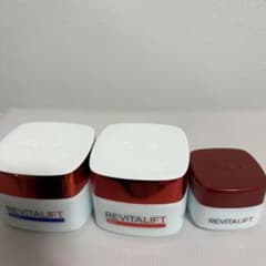 L'Oreal Revitalift フェイスクリーム 3点セットのサムネイル
