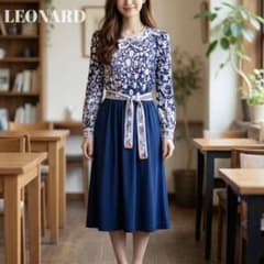 a260【極美品】レオナール ワンピース シルク リボンバイカラー 紺白11