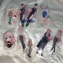巡音ルカ　アクスタ　まとめ売り　クリフェス　映画　くじ　百均　車掌さん　ローソンのサムネイル