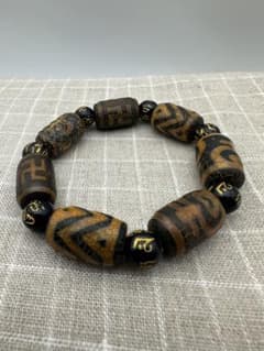 ☆ Super rare ☆ Natural Tibetan Homa Dzi Bead, Antique Artwork (Old Oil-Treated Dzi Bead) Rare Item