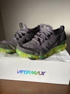 NIKE ナイキ　エアヴェイパーマックス　フライニット３のサムネイル
