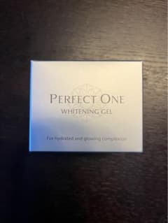 パーフェクトワン 薬用ホワイトニングジェル 75gのサムネイル