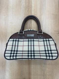 d*9様 【北7230】BURBERRY ミディアム ハンドバッグ d*9様 【北7230】BURBERRY ミディアム ハンドバッグ - メルカリ