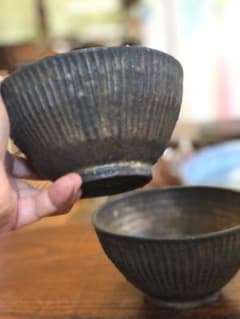 陶器 飯碗 2個セット 鎬文様 アンティークゴールド釉 陶器 飯碗 2個セット 鎬文様 アンティークゴールド釉 | Mercari