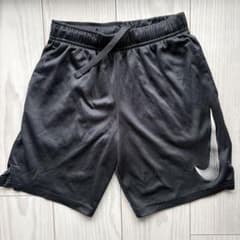 ナイキ キッズM サッカーパンツ 黒 NIKE 短パンのサムネイル