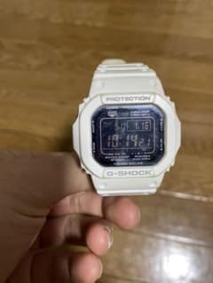 G-SHOCK腕時計（電波時計）のサムネイル