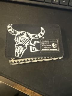 Amina Native Wisdom 三つ折り財布のサムネイル