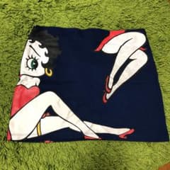 ミニスカートのサムネイル