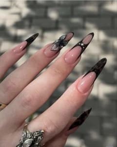 ブラックレース フレンチネイルチップのサムネイル