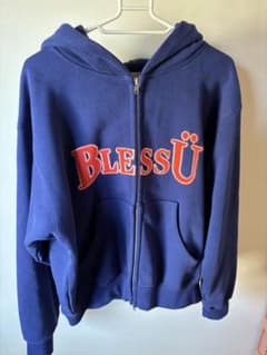 かん様専用 BLESSÜ 刺繍 ネイビー ジップアップパーカー - メルカリ