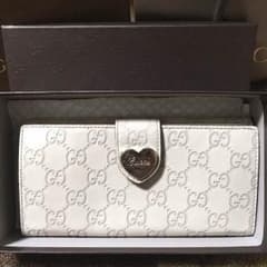【美品・正規品】GUCCI レディース 長財布のサムネイル
