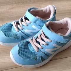 ニューバランス スニーカー 17.5のサムネイル