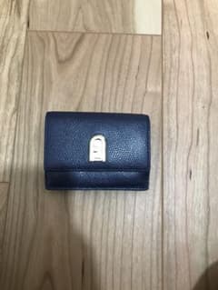 FURLAミニ財布のサムネイル