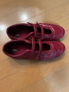 ZARA 赤 レッド スニーカー／フラットシューズ サイズ40 美品のサムネイル
