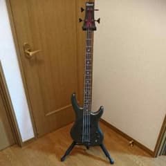 Charvel ベースのサムネイル