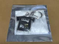 UVERworld Tシャツ型キーホルダーのサムネイル