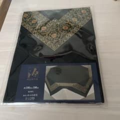未使用 源右衛門窯 テーブルクロス 約100×100 未使用源右衛門窯 テーブルクロス かぶと唐草 100cm×100cmデパート購入