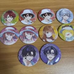 カラフルピーチ 缶バッジ 10点セットのサムネイル