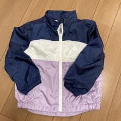 フードなしウィンドブレーカーのサムネイル