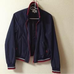 ユニクロ ブルゾンのサムネイル