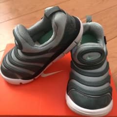 NIKE ナイキ ダイナモフリー　16㎝　新品のサムネイル