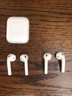 AirPods 第一世代 ケース付きの左側ジャンク/１ペアケース無しのサムネイル