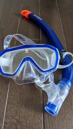 IKARI キッズ用シュノーケルのサムネイル