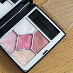 Dior サンク クルール 923のサムネイル